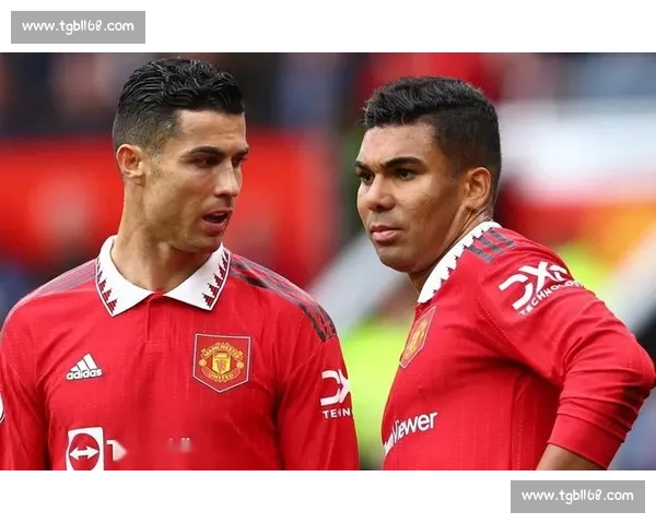 卡塞米罗 11 周年纪念日深情告白：娶你是我人生最正确的决定